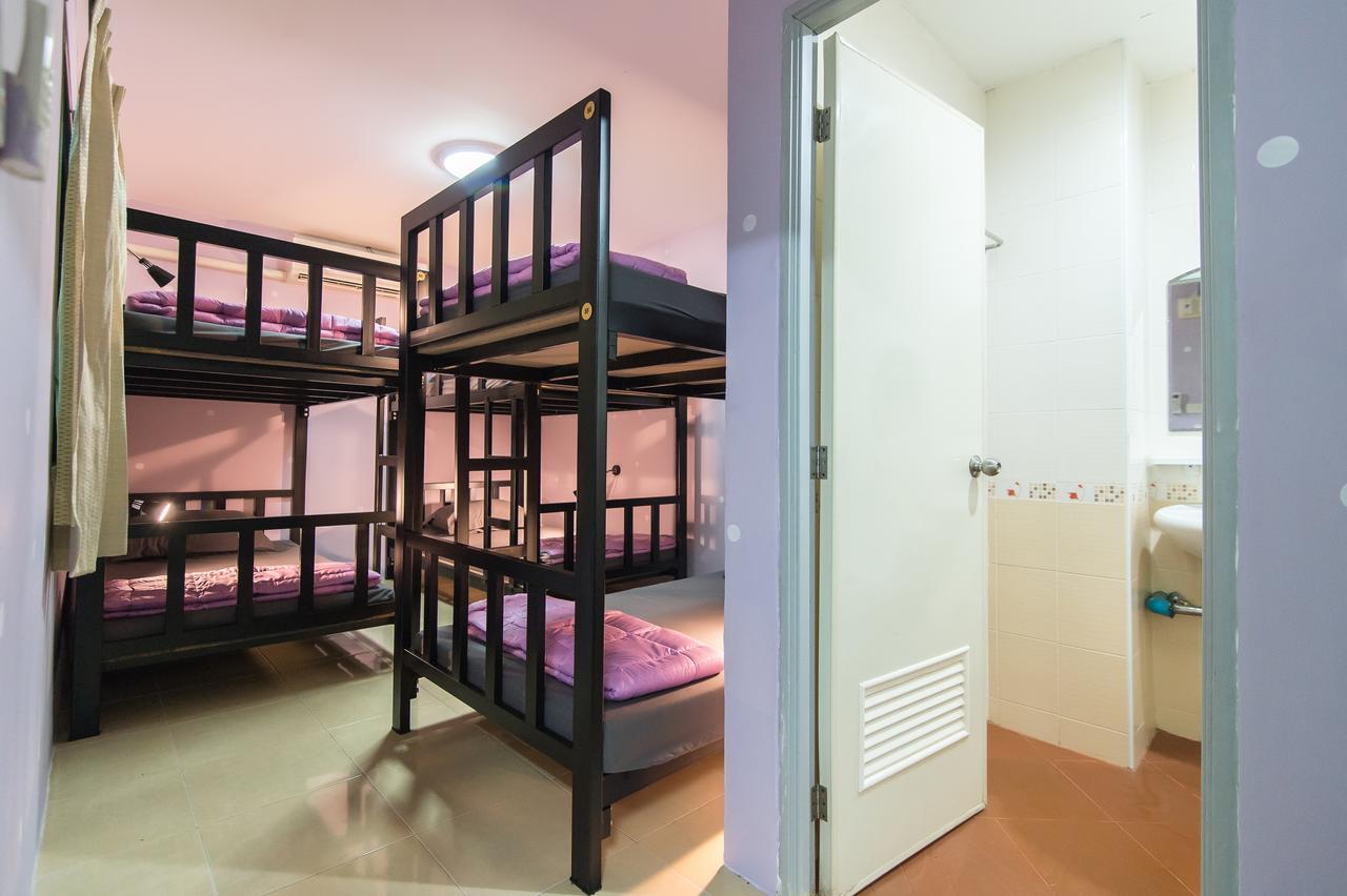 Full Stop. Hostel Patong Extérieur photo