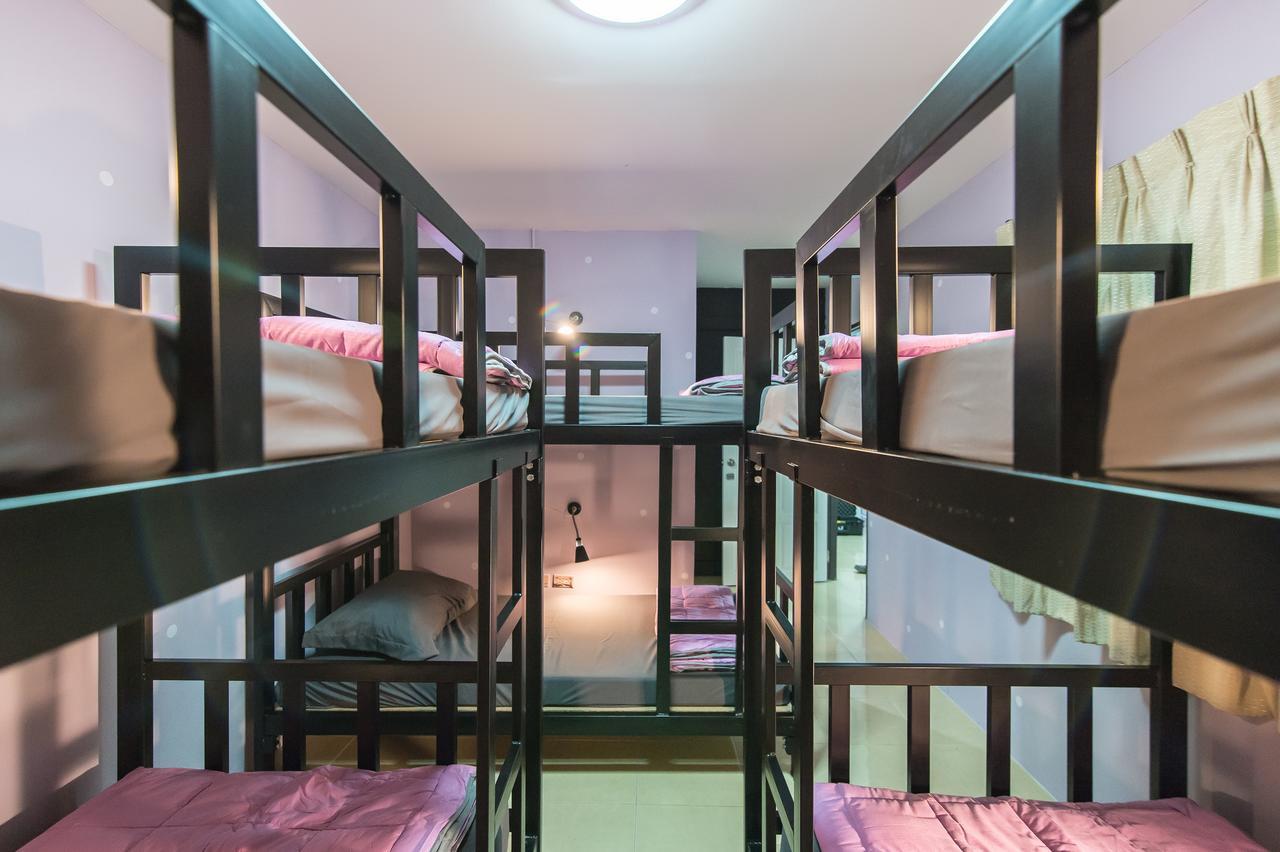 Full Stop. Hostel Patong Extérieur photo