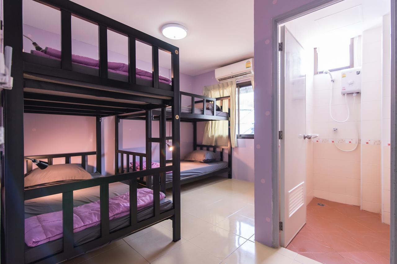 Full Stop. Hostel Patong Extérieur photo